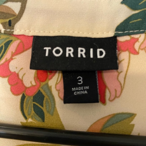 Torrid - Picture 3 of 5